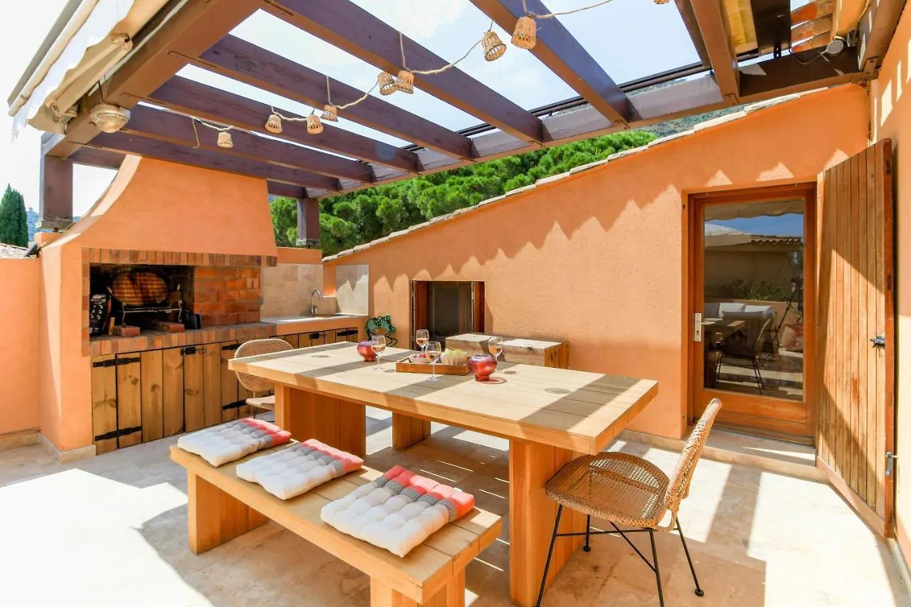 לה לבאנדו Select'Sohome - Duplex Avec Rooftop A Saint-Clair Au Lavandou A Quelques Pas De La Plage - Parcfo16 צרפת